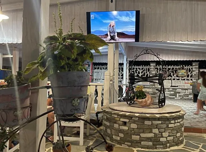 Hotel Diaporos Vourvourou