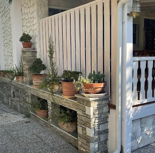 Hotel Diaporos