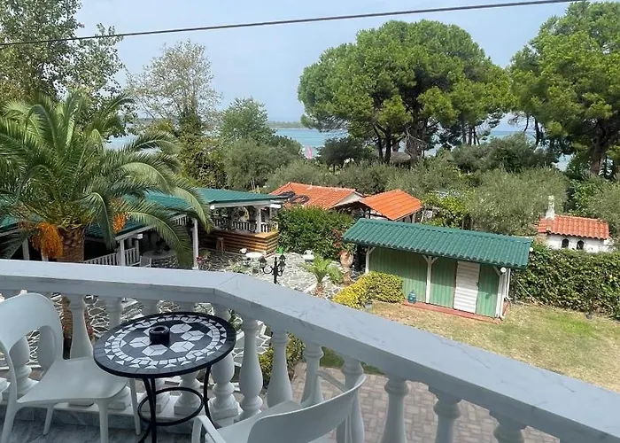 Diaporos Hotel