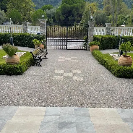 Hotel Diaporos