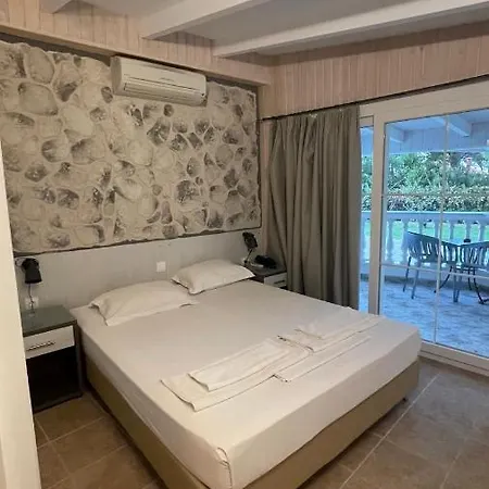 Hotel Diaporos Vourvourou