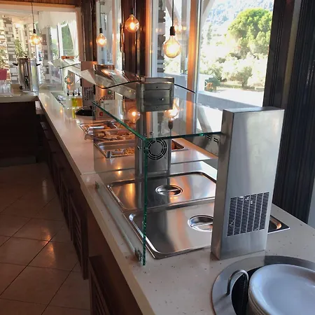Diaporos Hotel 3*