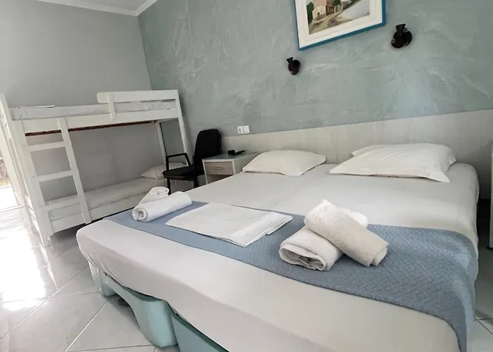 Szálloda Diaporos 3*